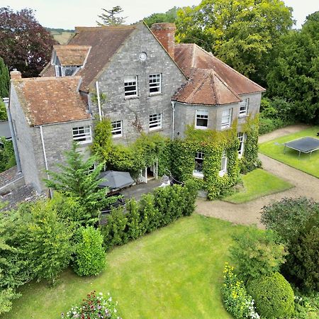 The Mount Somerton Retreat - Nr Bruton, Glastonbury, The Spectacular Wells Cathedral, Millfield School, Leonardo Helicopters, Yeovilton Eksteriør billede