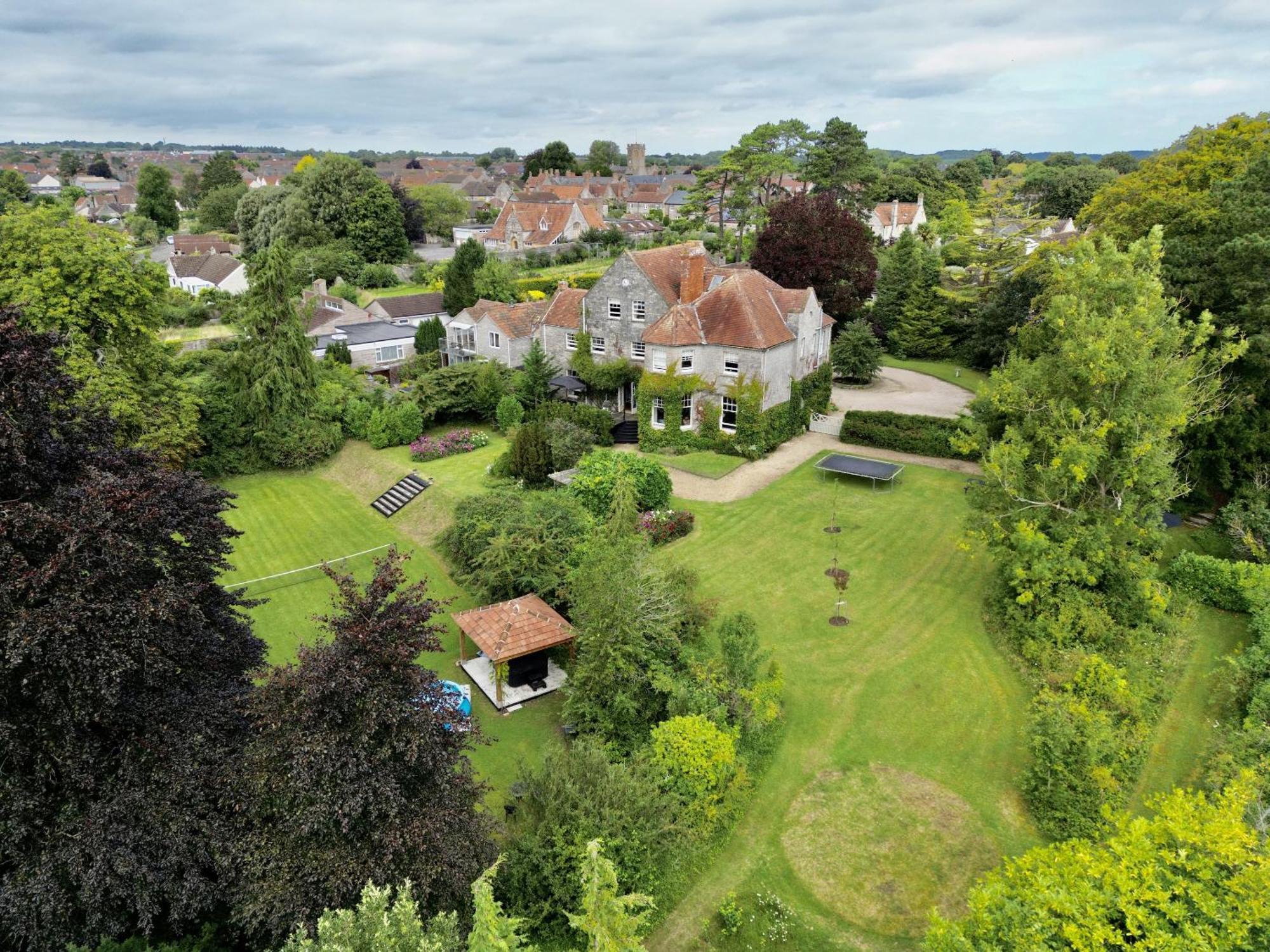 The Mount Somerton Retreat - Nr Bruton, Glastonbury, The Spectacular Wells Cathedral, Millfield School, Leonardo Helicopters, Yeovilton Eksteriør billede