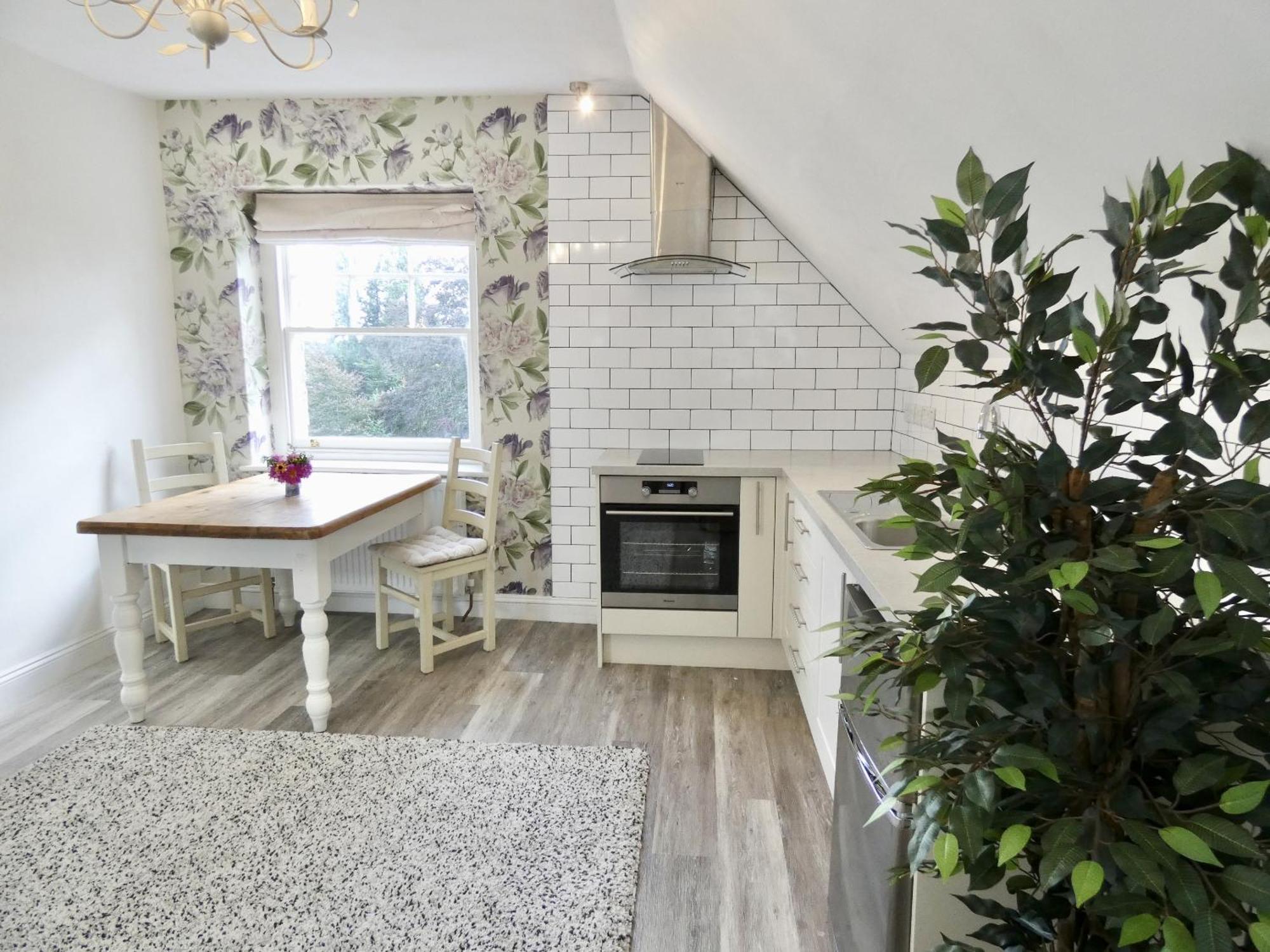 The Mount Somerton Retreat - Nr Bruton, Glastonbury, The Spectacular Wells Cathedral, Millfield School, Leonardo Helicopters, Yeovilton Eksteriør billede
